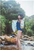 让美女把衣服脱了视频